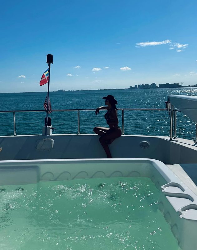 Acıbadem Escort — Acıbadem Escort Alessi, fotoğraf 1 / 4