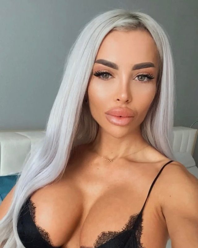 Acıbadem Escort — Acıbadem Escort Sıla, fotoğraf 1 / 4