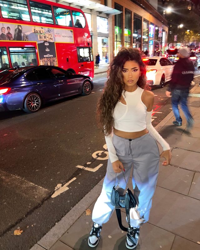 Acıbadem Escort — Acıbadem Escort İris, fotoğraf 3 / 4