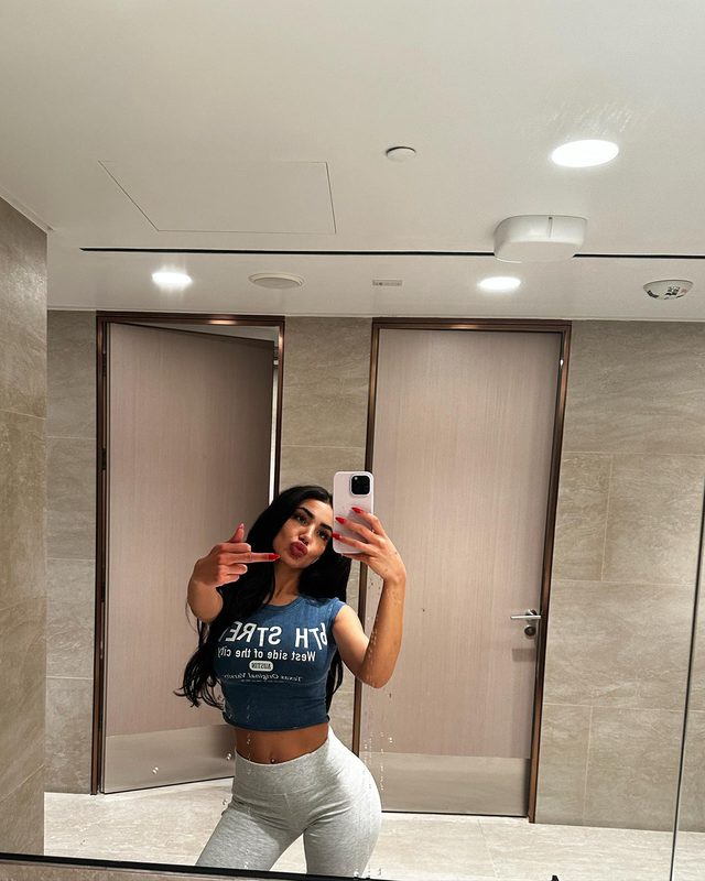Acıbadem Escort — Acıbadem Escort Ulissa, fotoğraf 3 / 4